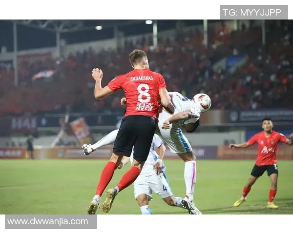 广州羽毛球队状态引发热议球迷与专家各执己见分析争论