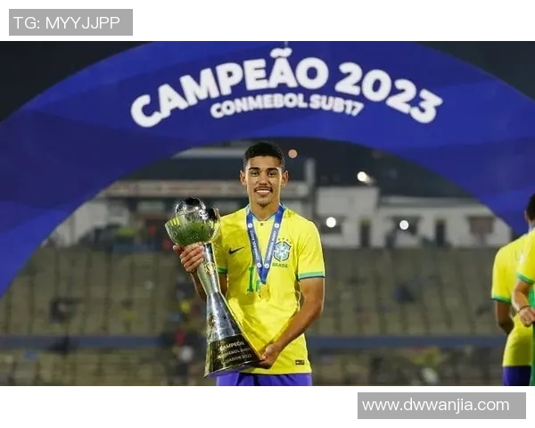 当今足球界的璀璨明星们谁才是真正的王者与传奇 当今足球界的璀璨明星们谁才是真正的王者与传奇